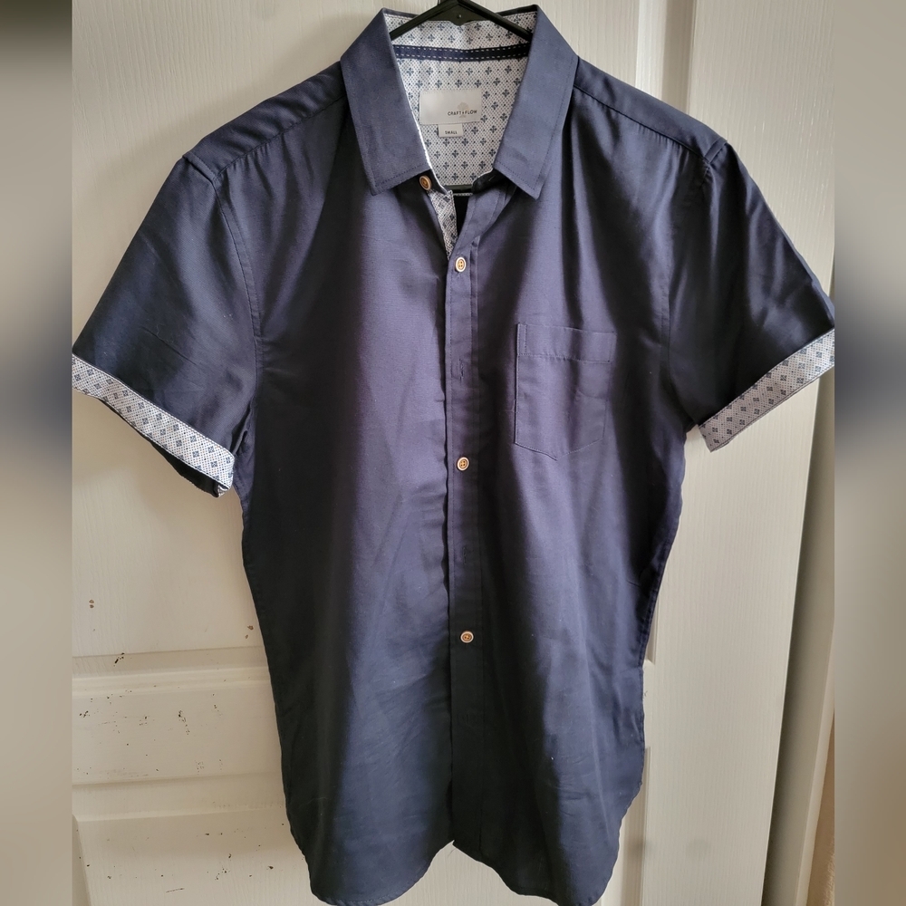 Craft + Flow Button Up